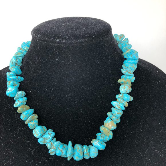 Vintage authentic turquoise chunky nugget necklace 18 inch 54 stones